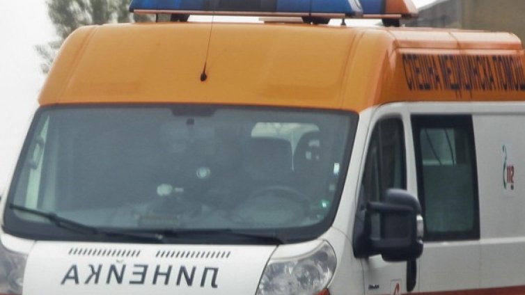 Намушкаха 33-годишен с нож в гърба в Бобов дол