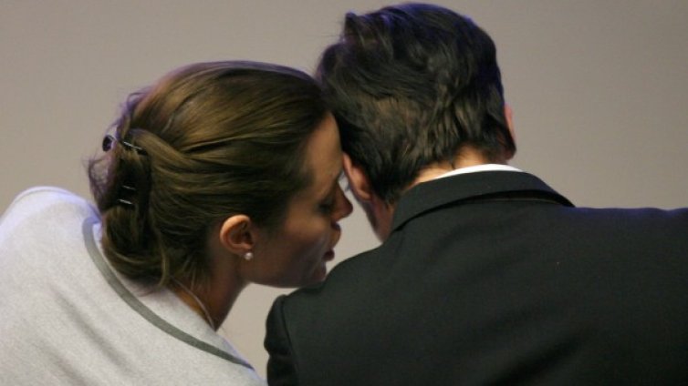 Колкото повече, толкова повече: Малка лъжа &ndash; голяма измама