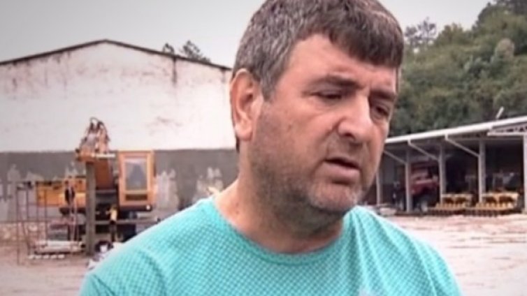 Взрив разруши дома на бивш общинар от Червен бряг