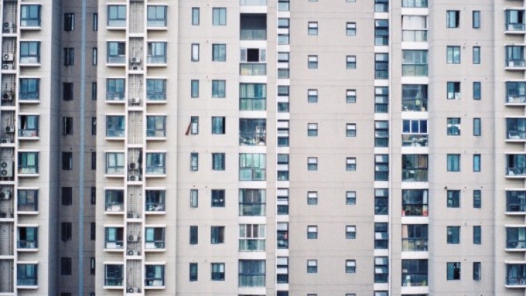 Китаец пръсна £18 000 за ремонт... на съседния апартамент! 