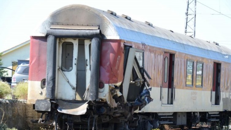 Влак дерайлира край Сопот, няма пострадали