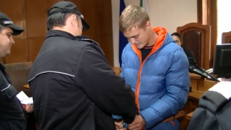 Биячът на лекарката &ndash; в ареста, близките му протестират