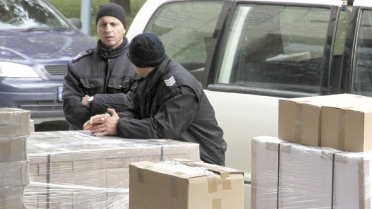 Национална полиция ще охранява бюлетините за вота