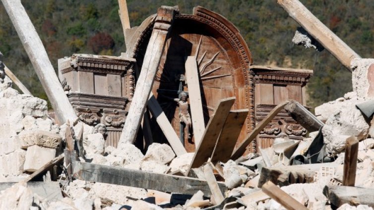 Земята спаднала със 70 см в зоната на труса в Италия