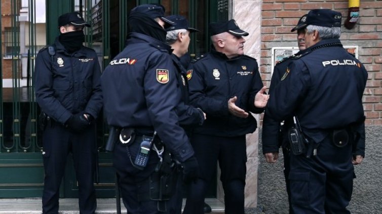 В Испания разбиха мрежа, експлоатирала BG работници