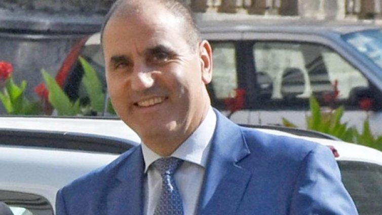 И Цветанов пусна бюлетина &ndash; за стабилна България 