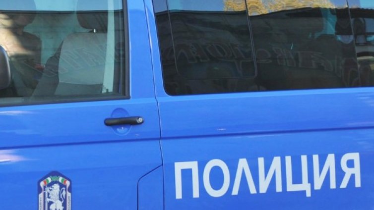 Апаш обра заведение за бързо хранене на АМ "Струма"