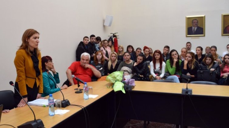 Целим се във високобюджетни туристи, обяви Ангелкова