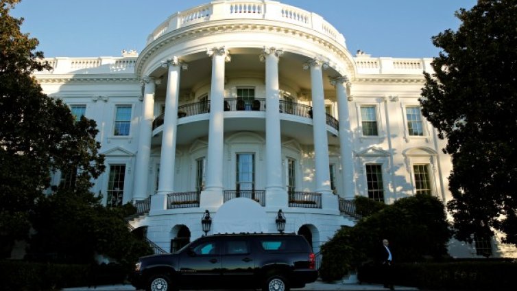 Обама поздрави Тръмп, покани го на среща