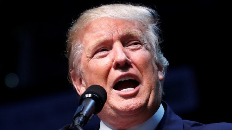 Крачки назад: Тръмп се отказа да разследва Клинтън