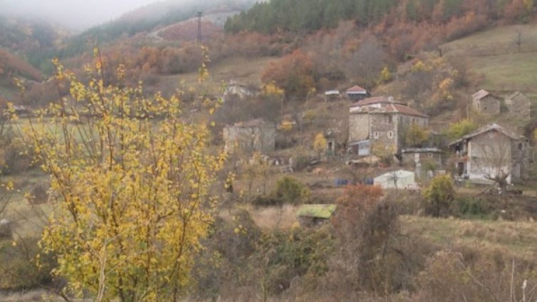 Голяма бара по избори: И ходжата, и попа обещават, но...