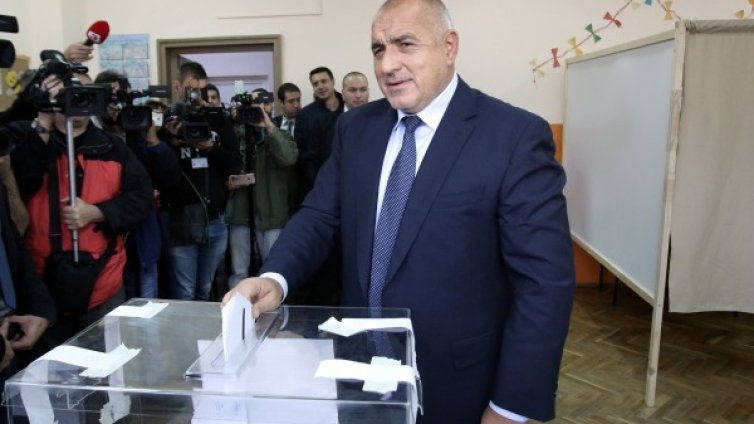 В края на деня: Напрегнати лица в ГЕРБ, чакат резултата