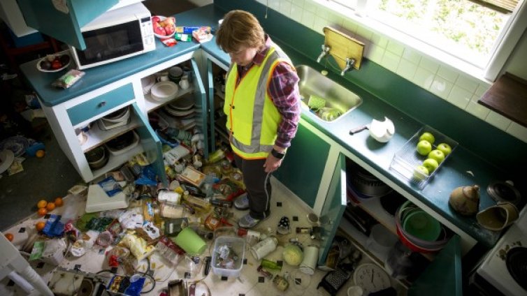 След труса в Нова Зеландия: Свлачища и пукнатини