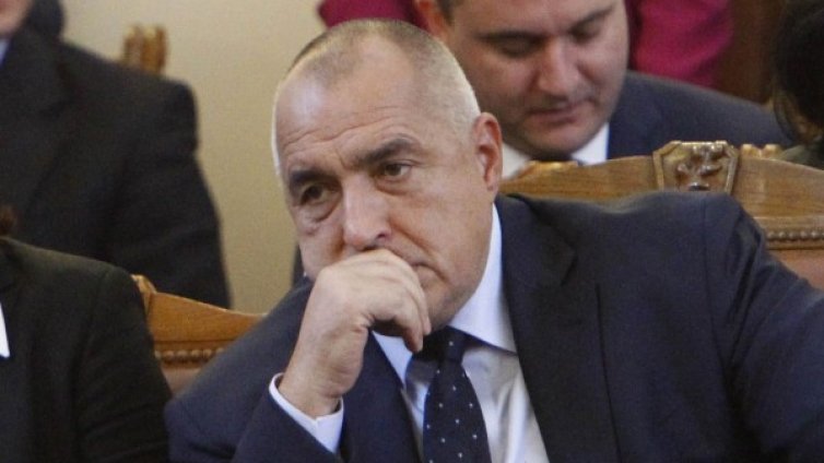 Кабинетът падаше, дори и ГЕРБ да беше спечелила!