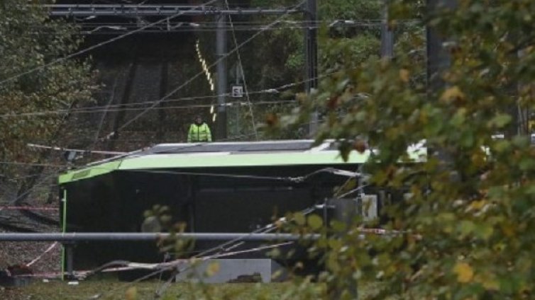 4 пъти над разрешеното е била скоростта на трамвая, убил 7 души в Лондон