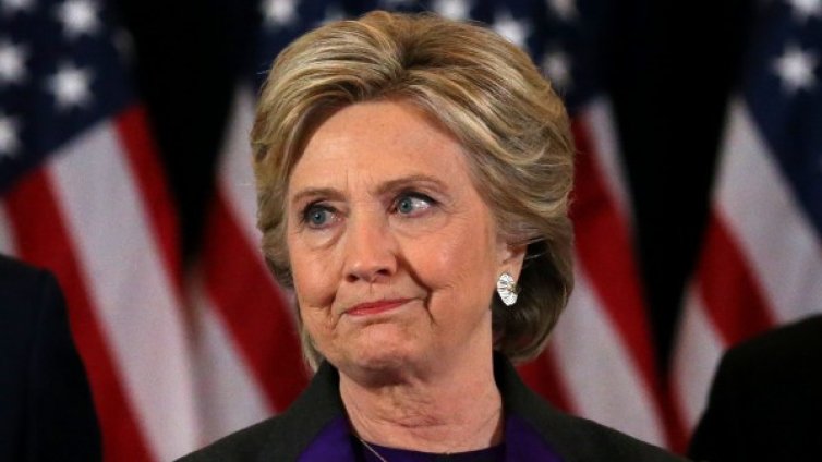 Хилари си имала мечта: Да се сгуши с книжка и да не излезе!