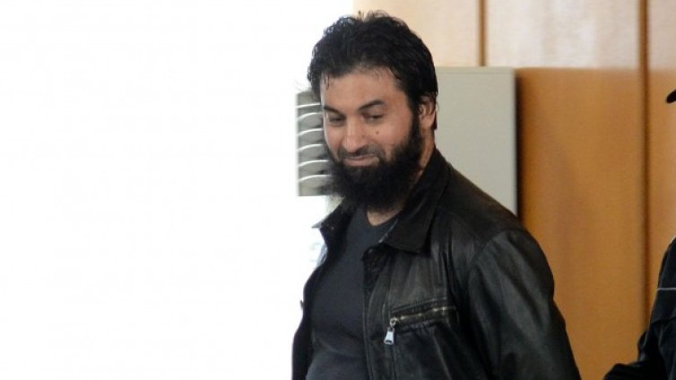 Таен свидетел: За Ахмед Муса жените без фереджета са грях!