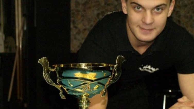 Браво! Младеж спаси дете на улицата, глътнало си езика 