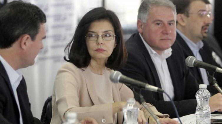 ДБГ няма да участва в друго правителство, отсече Кунева