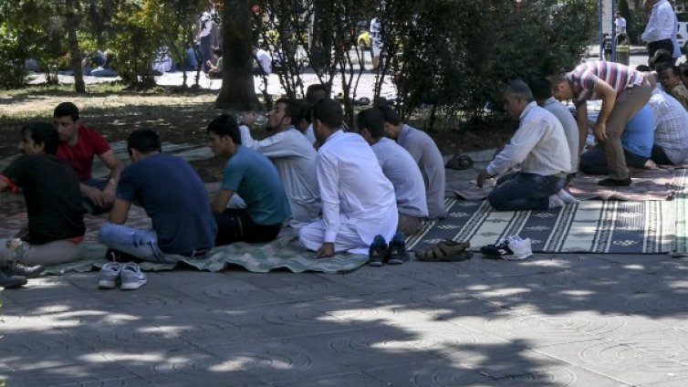 България връща нелегални афганистанци в Кабул 