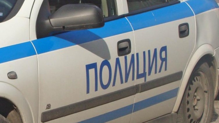 След бой на бензиностанция: Мъж със счупен нос, челюст