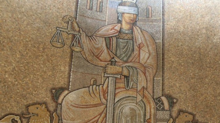 Разследват стар договор на МО с щети за над 2 млн.