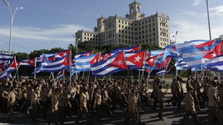 Кубинската армия &ndash; най-силният коз в ръцете на Раул Кастро