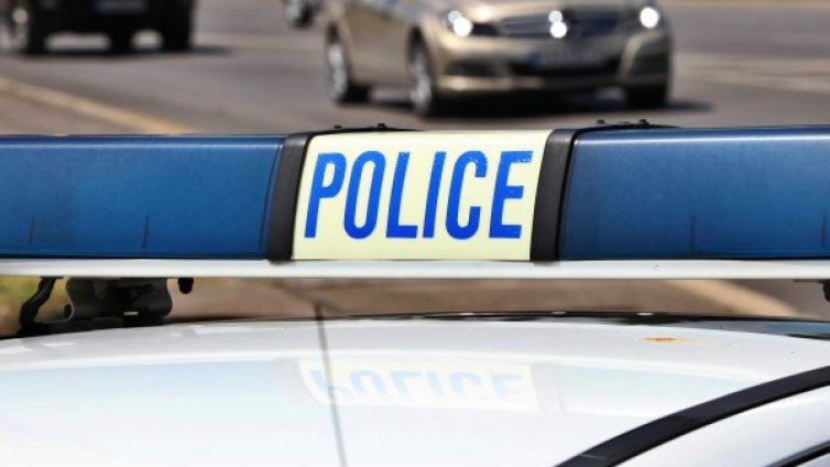 Мъж почина в колата си след инфаркт, падна от 20-метров хълм