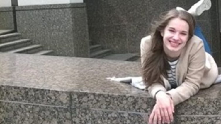 Германия &ndash; потресена от убийство и изнасилване на момиче