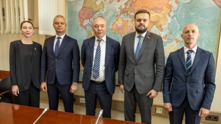 Костадинов от Москва: Само "Възраждане" може да възстанови връзките с Русия