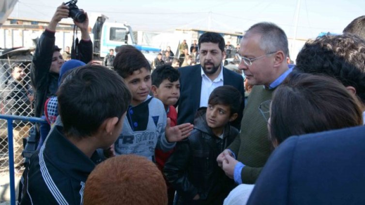 Пред войната всички сме равни, заяви Станишев 