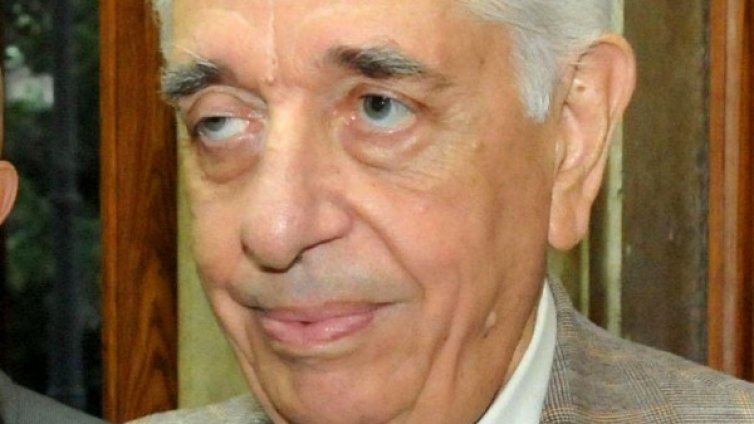 Депутатите с минута мълчание в памет на Гиньо Ганев