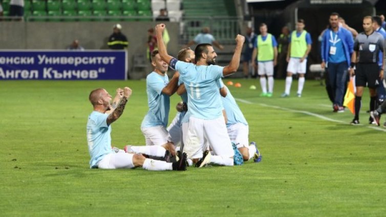 Първо в Gol.bg: Дунав приема Берое в Русе