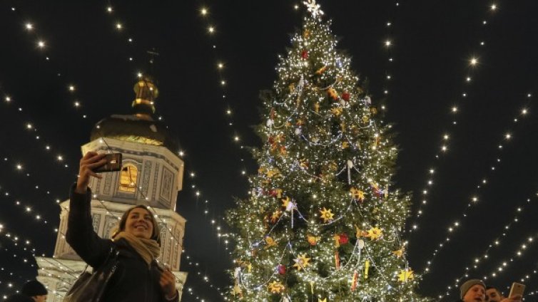 Коледни традиции по света