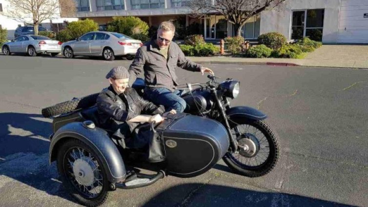 Джеймс Хетфийлд яхна уникален руски мотор