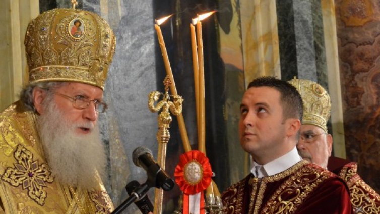 За Рождество: Мир, надежда, светлина, живот&hellip;