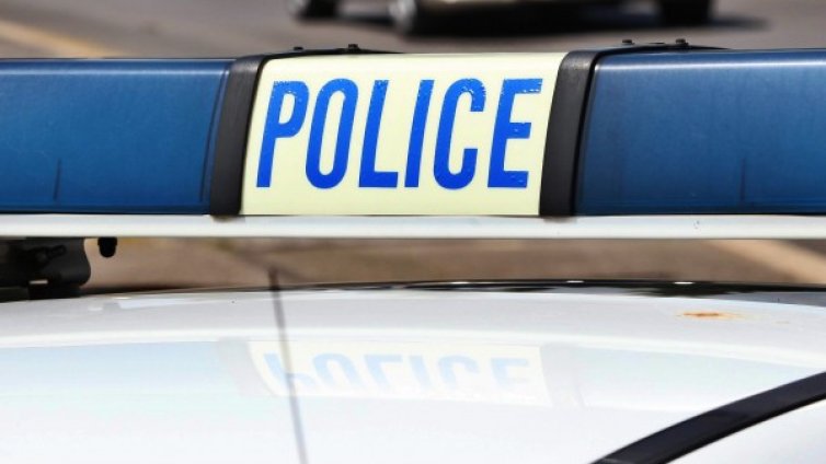 "Инициативни" девойки свиха кола, поразходиха се