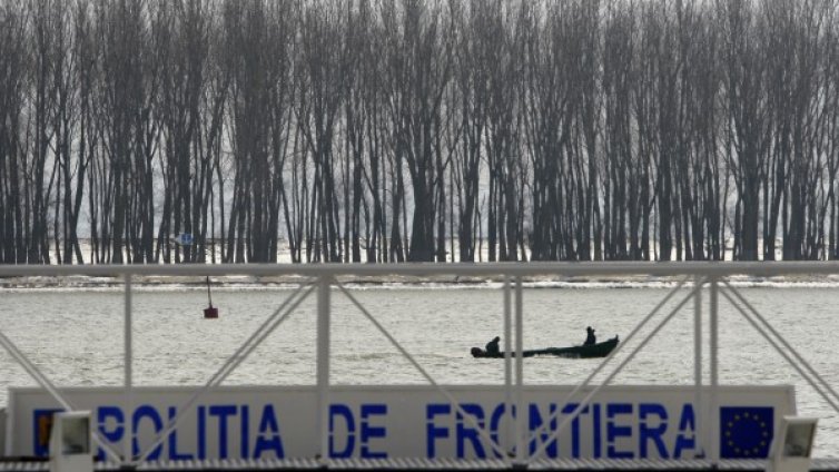 Румънски граничари откриха иракчани в BG камион с шоколад