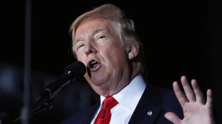 Тръмп с благопожелание към всички. И към враговете си