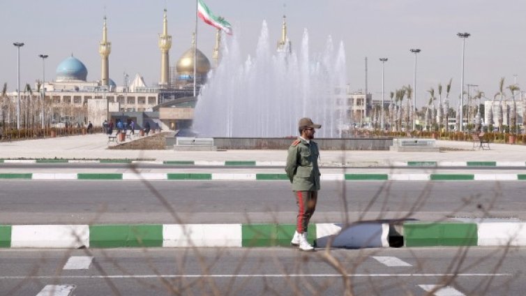 Зов от Иран: Стерилизация за жрици и наркомани