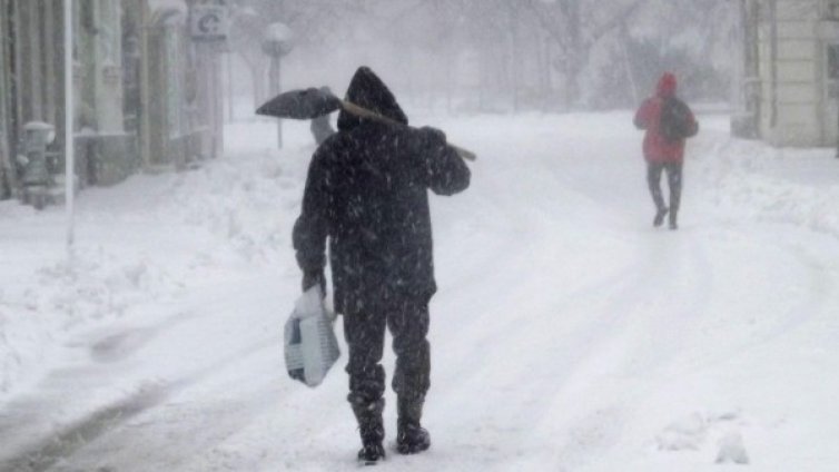 Арктически студ, градусите ще са по-ниски от вчера 