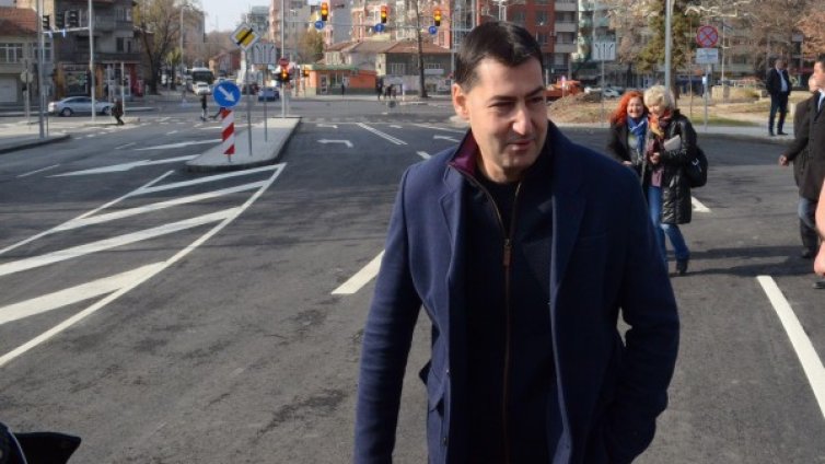 Обвиниха пловдивския кмет за строежа на зоокъта
