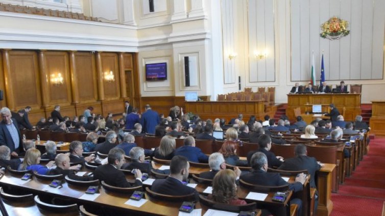 Международно и природно: Без Борисов в НС     