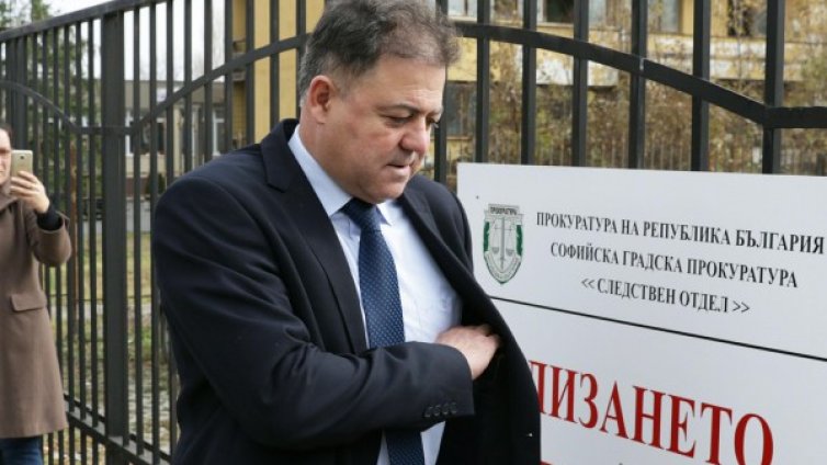 Съдят Ненчев заради МиГ-овете, внасят днес обвинението