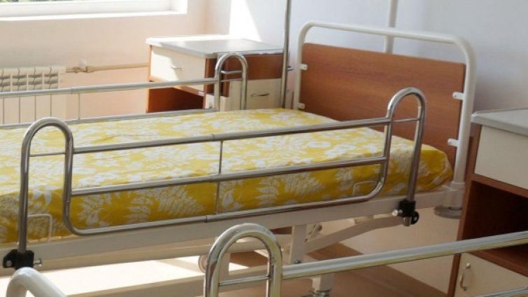 Приемна майка заведе 6-годишно в болница с измръзване 