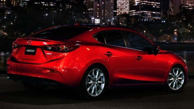 Mazda готви супер бензинов двигател