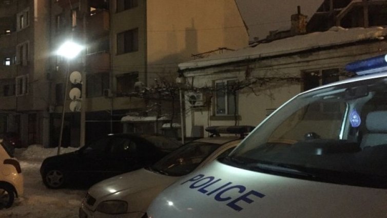 Пиян пловдивчанин изпука 22 патрона от прозореца си 