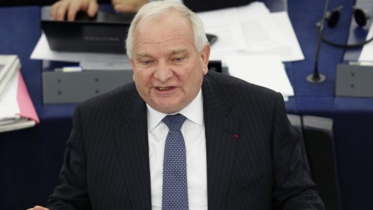 Жозеф Дол: Европа не спира никакви пари за България!