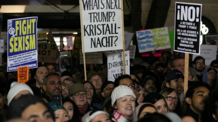 След тръшнатата от Тръмп врата: Ще станат ли САЩ по-безопасни?