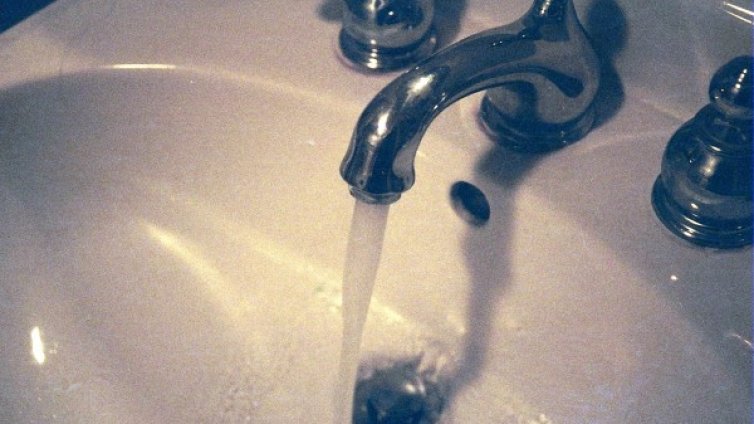 Водата поскъпва, софиянци можели да понесат 10 лв. за кубик